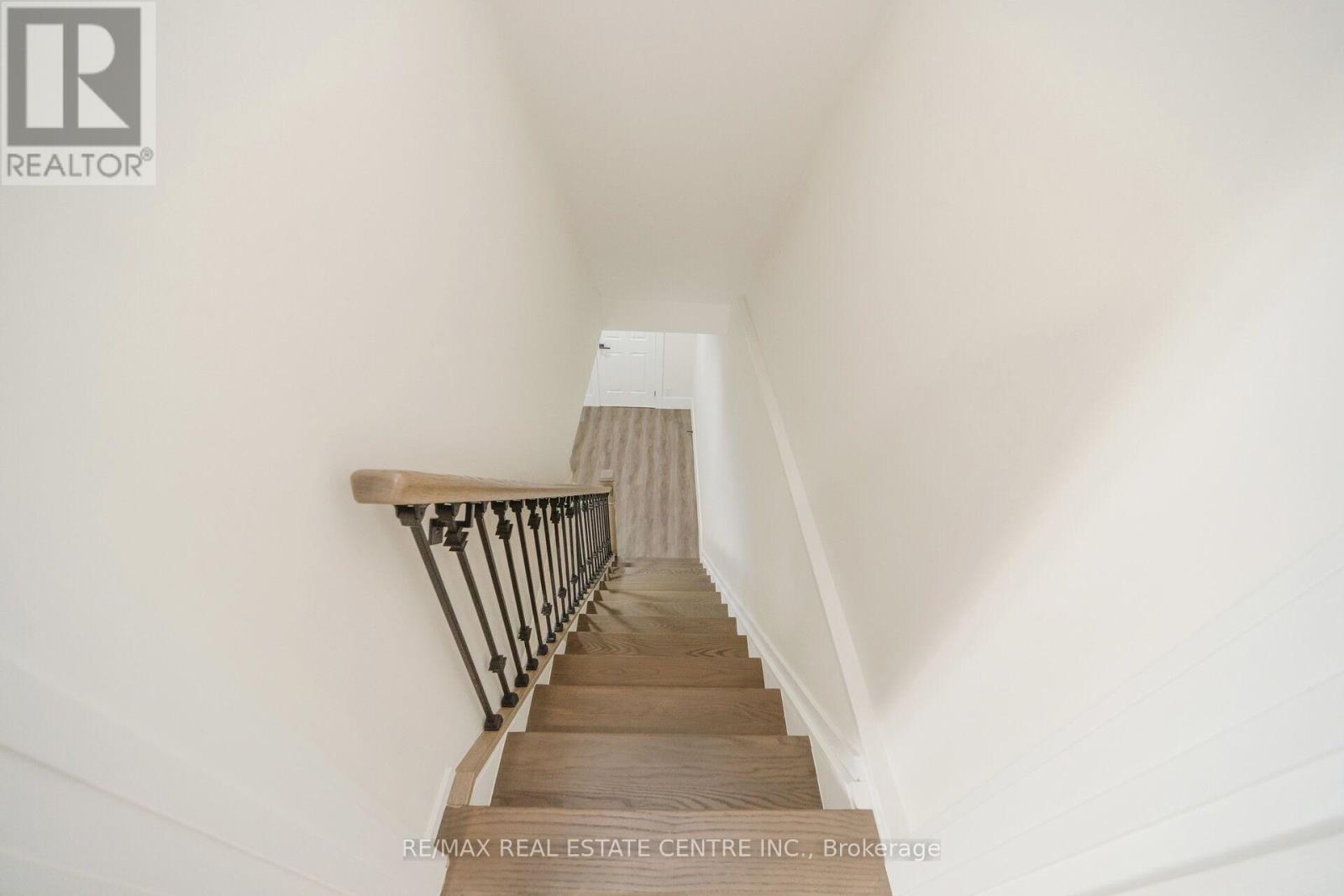 142 Ural Circle, Brampton, Ontario  L6R 1H1 - Photo 22 - W12173816