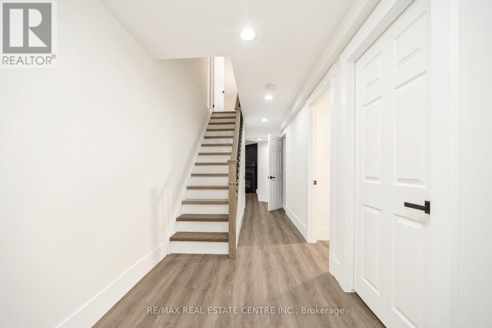 142 Ural Circle, Brampton, Ontario  L6R 1H1 - Photo 27 - W12173816