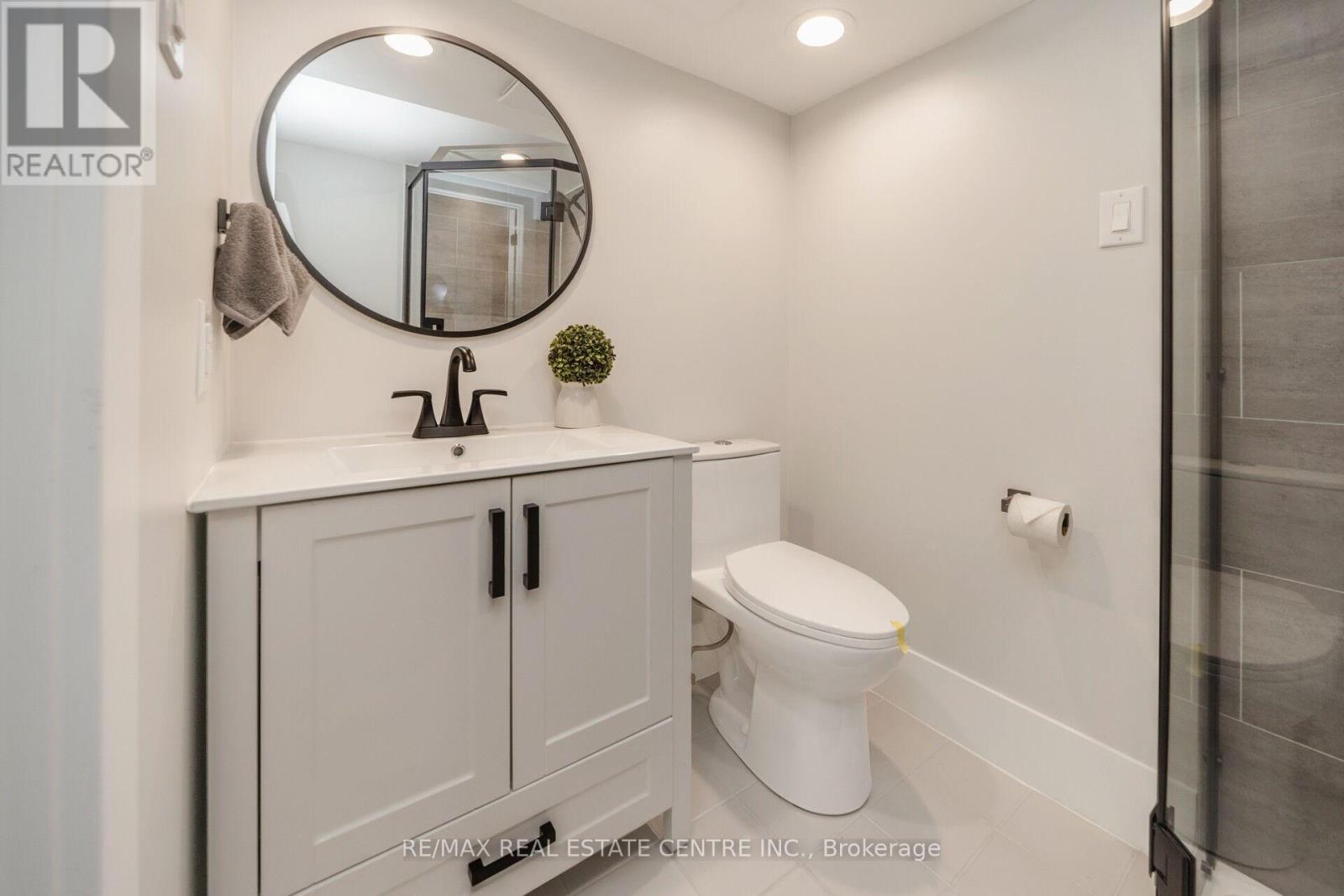 142 Ural Circle, Brampton, Ontario  L6R 1H1 - Photo 32 - W12173816