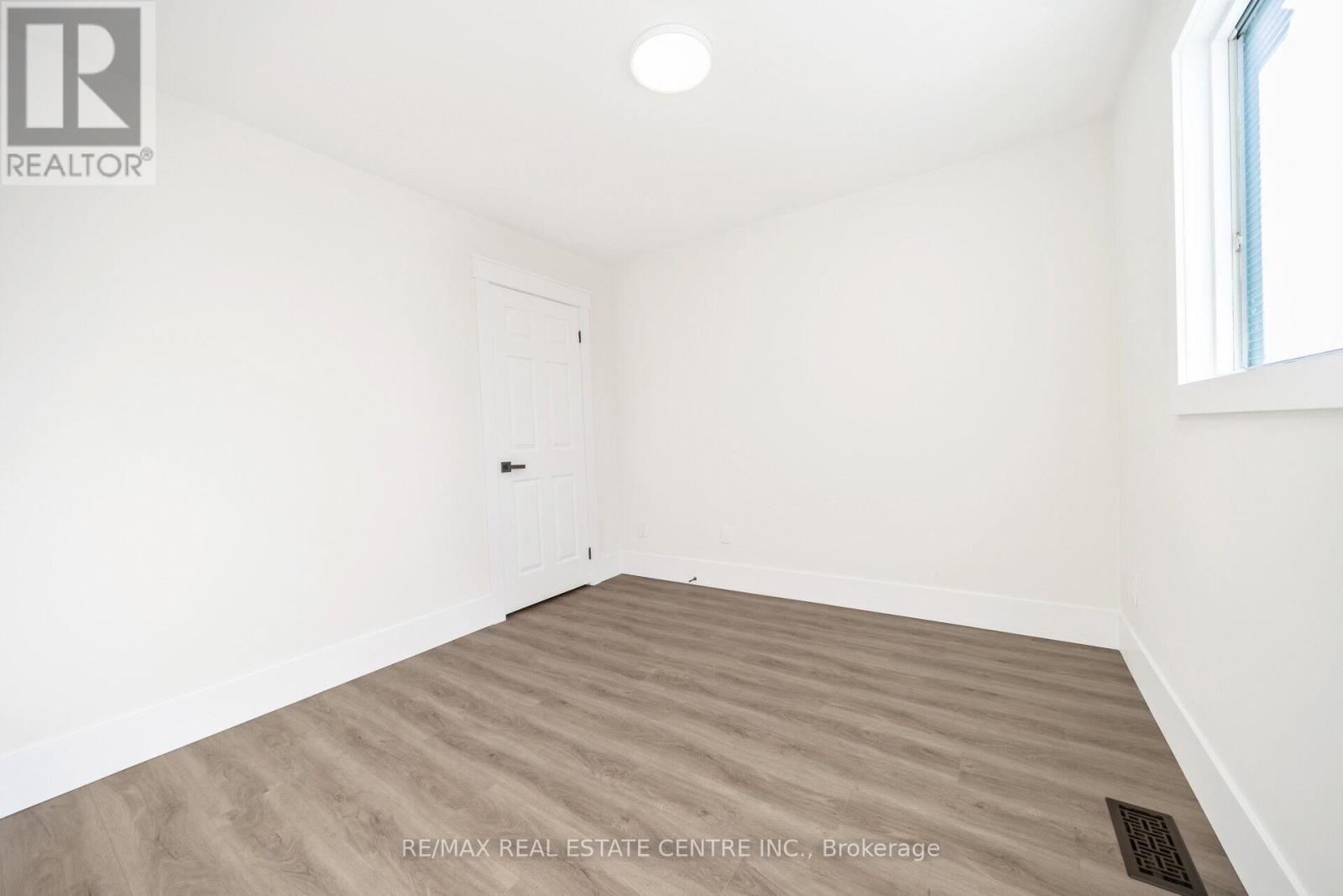 142 Ural Circle, Brampton, Ontario  L6R 1H1 - Photo 35 - W12173816