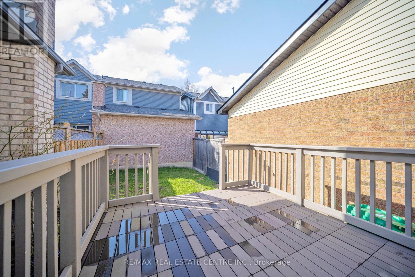 142 Ural Circle, Brampton, Ontario  L6R 1H1 - Photo 49 - W12173816