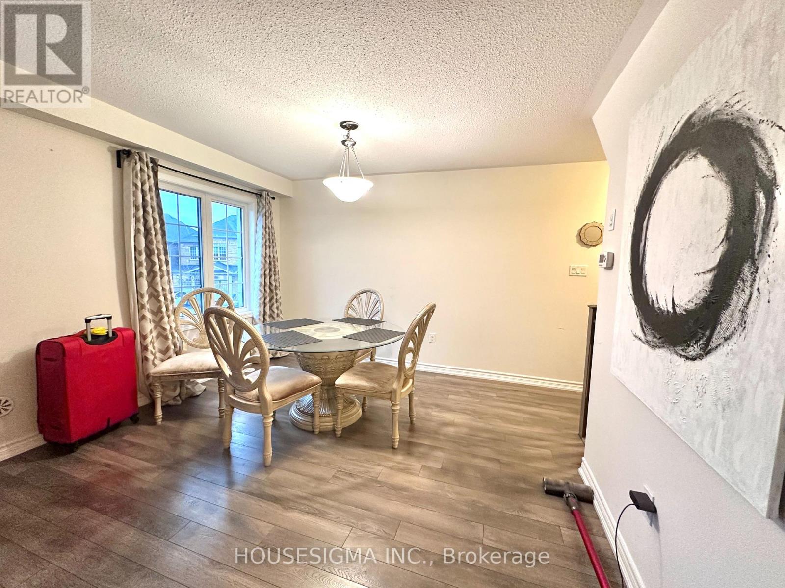 423 Switchgrass Street, Oakville, Ontario  L6M 0Z2 - Photo 9 - W12173820
