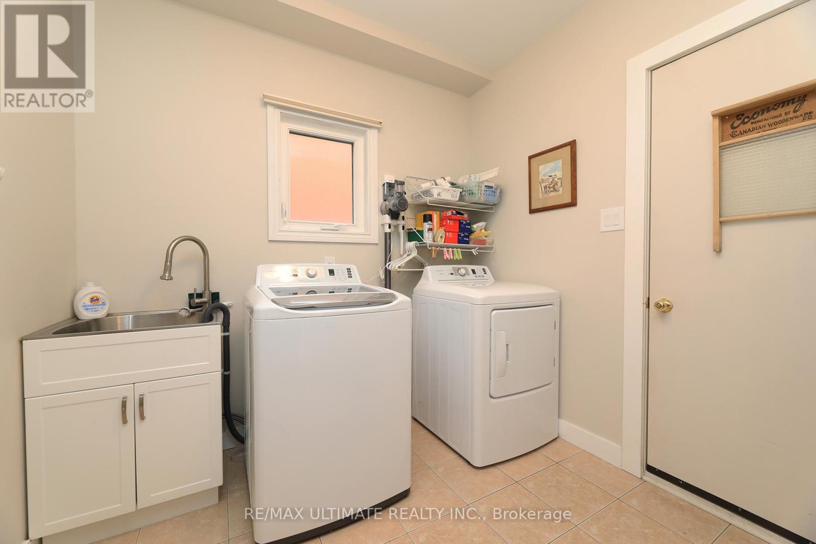 1169 Ewing Crescent, Mississauga, Ontario  L5V 1C1 - Photo 16 - W12173833