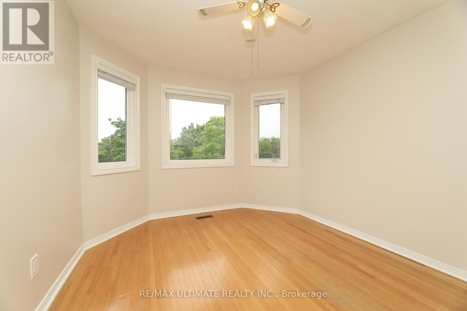 1169 Ewing Crescent, Mississauga, Ontario  L5V 1C1 - Photo 26 - W12173833
