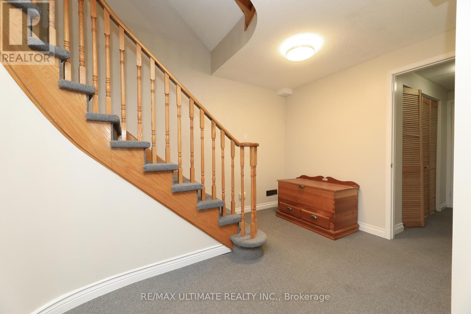 1169 Ewing Crescent, Mississauga, Ontario  L5V 1C1 - Photo 29 - W12173833