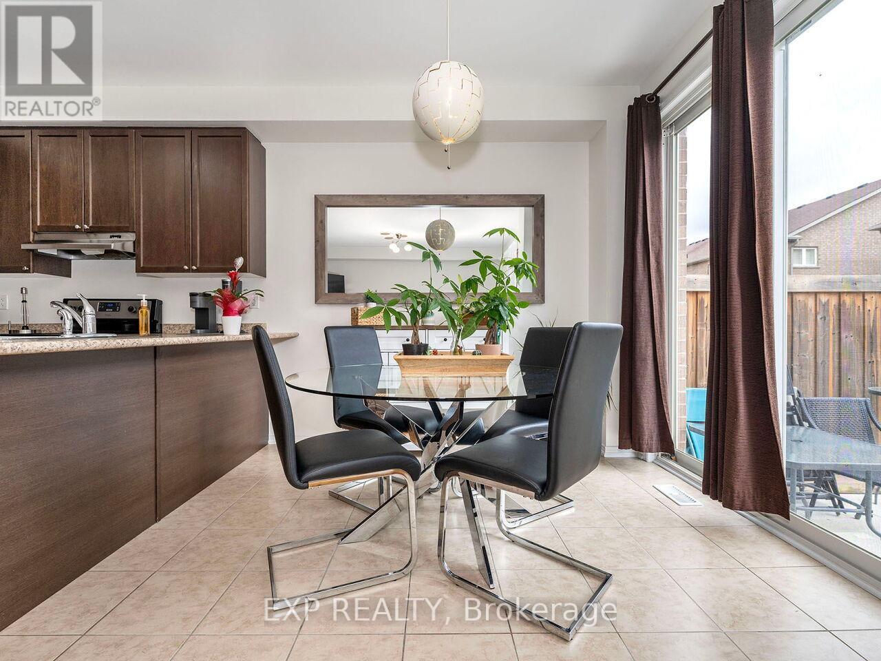 33 Pentonville Road, Brampton (Sandringham-Wellington), Ontario  L6R 3R9 - Photo 17 - W12173836