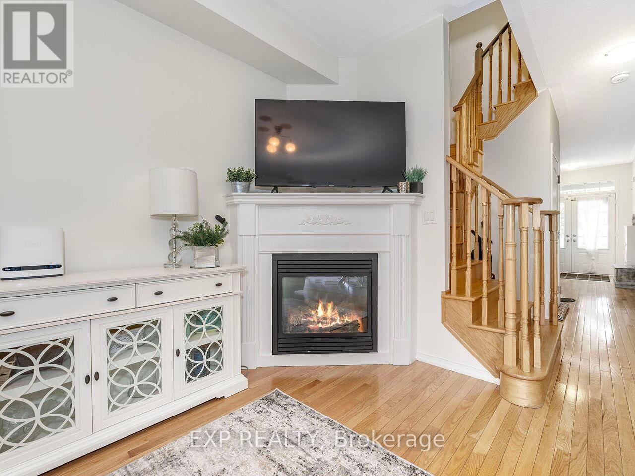 33 Pentonville Road, Brampton (Sandringham-Wellington), Ontario  L6R 3R9 - Photo 8 - W12173836