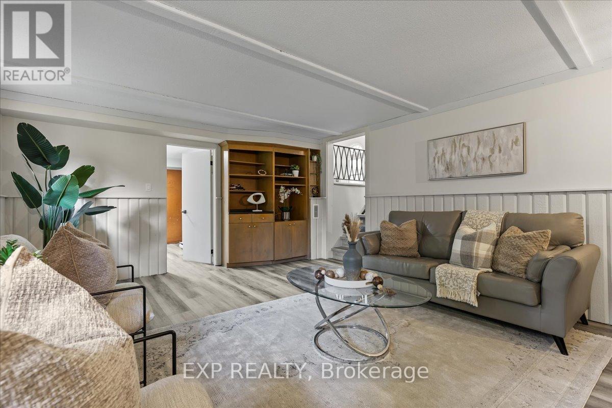 11 Glenwood Drive, Brantford, Ontario  N3S 3E9 - Photo 30 - X12173844