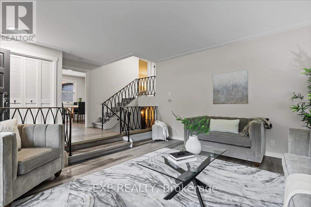 11 Glenwood Drive, Brantford, Ontario  N3S 3E9 - Photo 8 - X12173844
