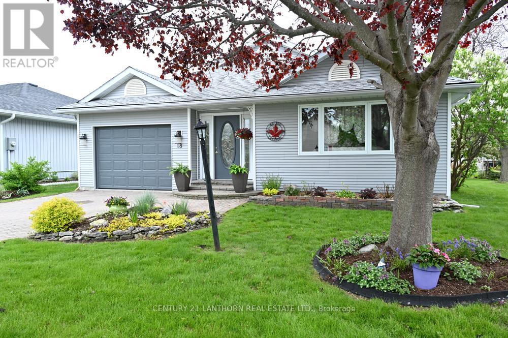 18 CRETNEY DRIVE S, Prince Edward County, Ontario