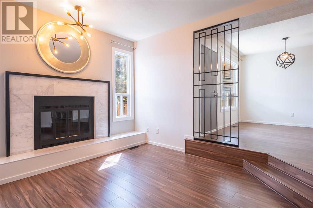 Property at 19, 4403 Riverbend Road image 2