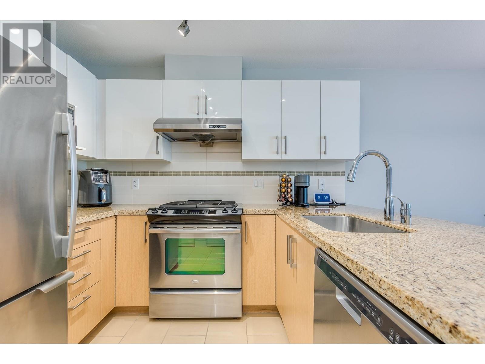 323 6800 Eckersley Road, Richmond, British Columbia  V6Y 0E7 - Photo 12 - R3006865