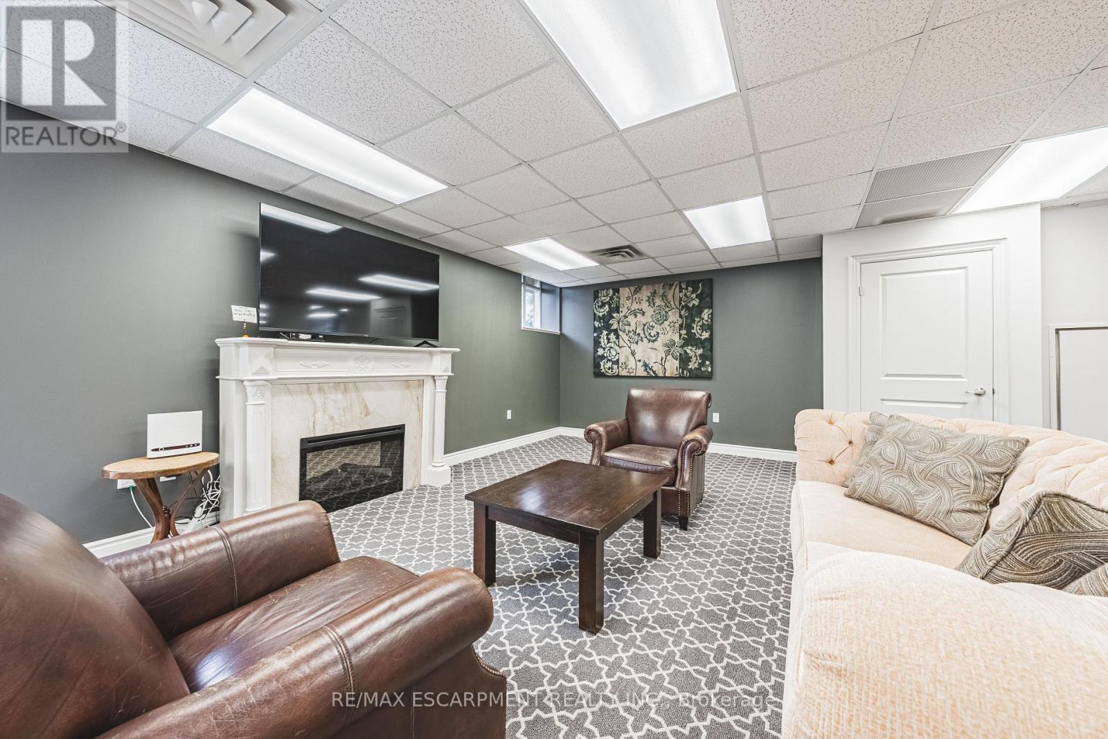 107 - 125 Wilson Street W, Hamilton, Ontario  L9G 0B3 - Photo 45 - X12173792
