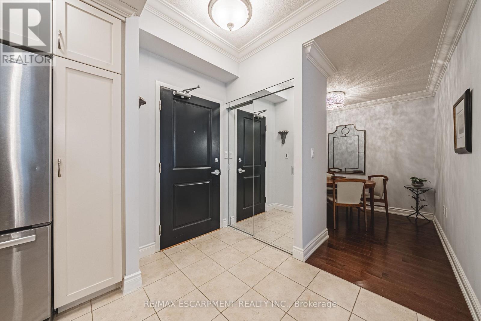 107 - 125 Wilson Street W, Hamilton, Ontario  L9G 0B3 - Photo 6 - X12173792