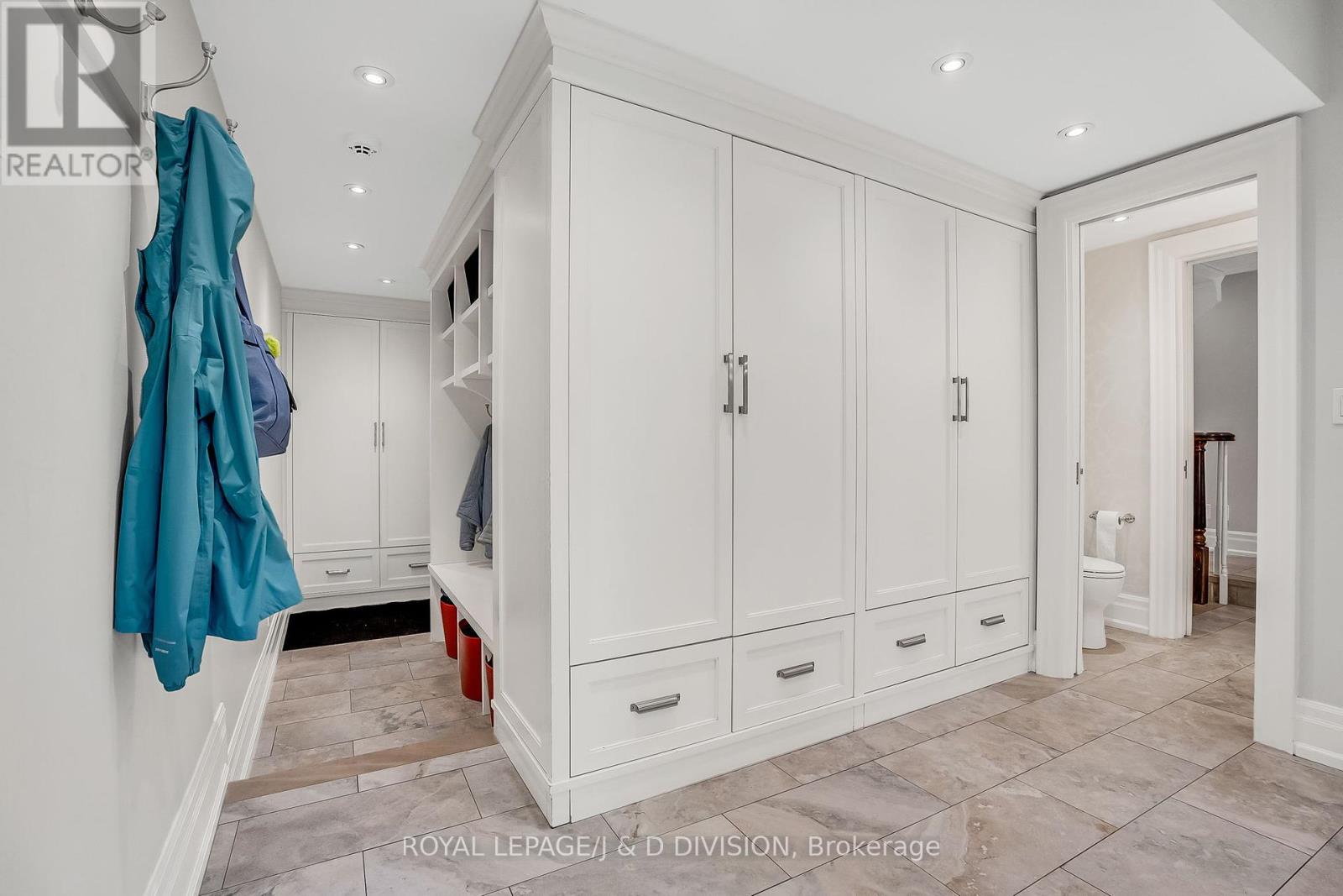 15 Hillhurst Boulevard, Toronto, Ontario  M4R 1K3 - Photo 23 - C12173902
