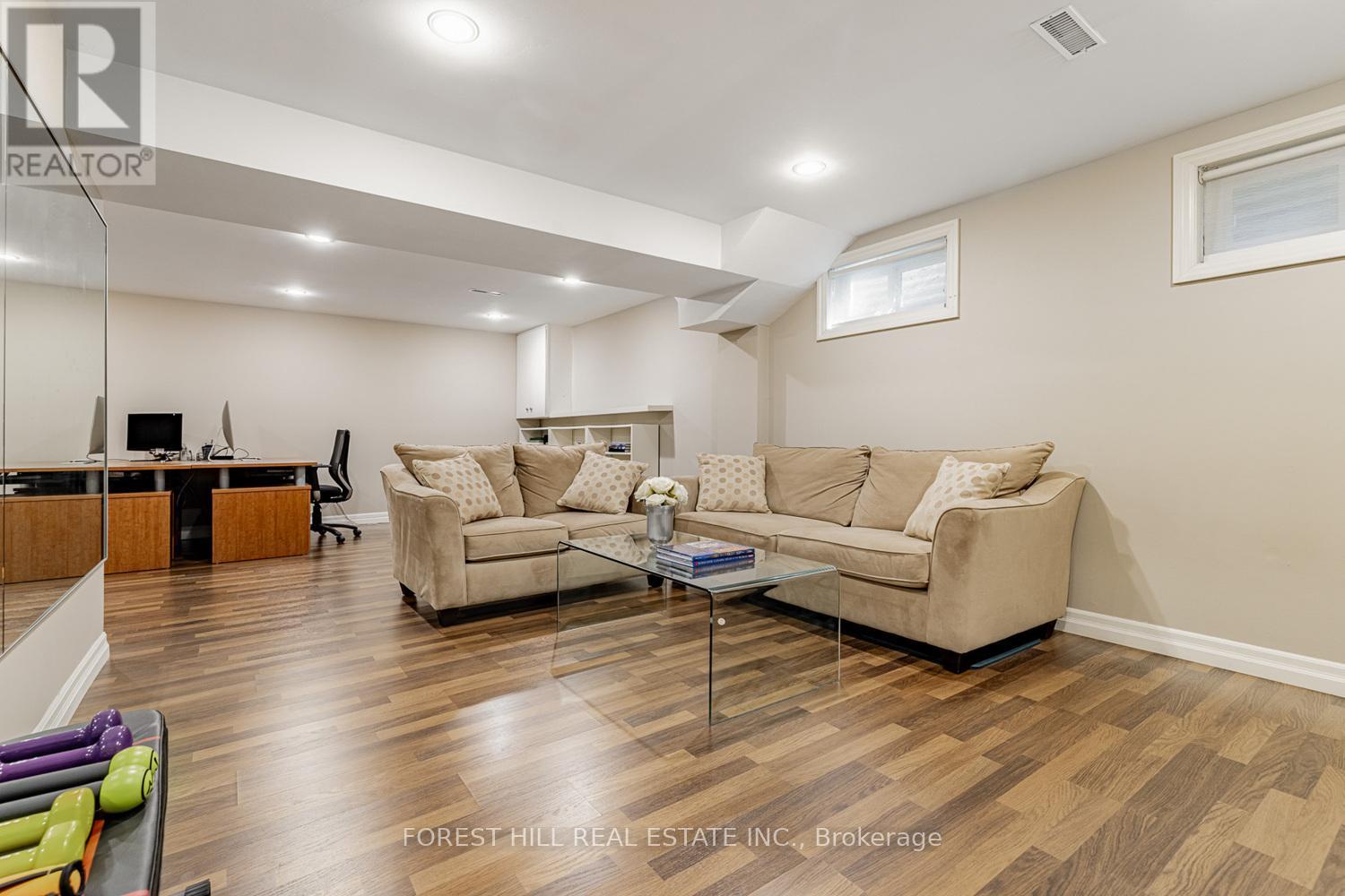 21 Snowshoe Mill Way, Toronto (St. Andrew-Windfields), Ontario  M2L 1T4 - Photo 34 - C12173917