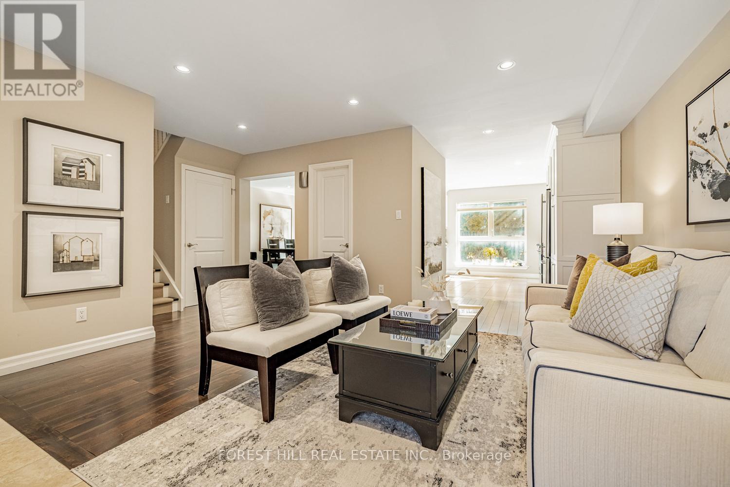 21 Snowshoe Mill Way, Toronto (St. Andrew-Windfields), Ontario  M2L 1T4 - Photo 7 - C12173917