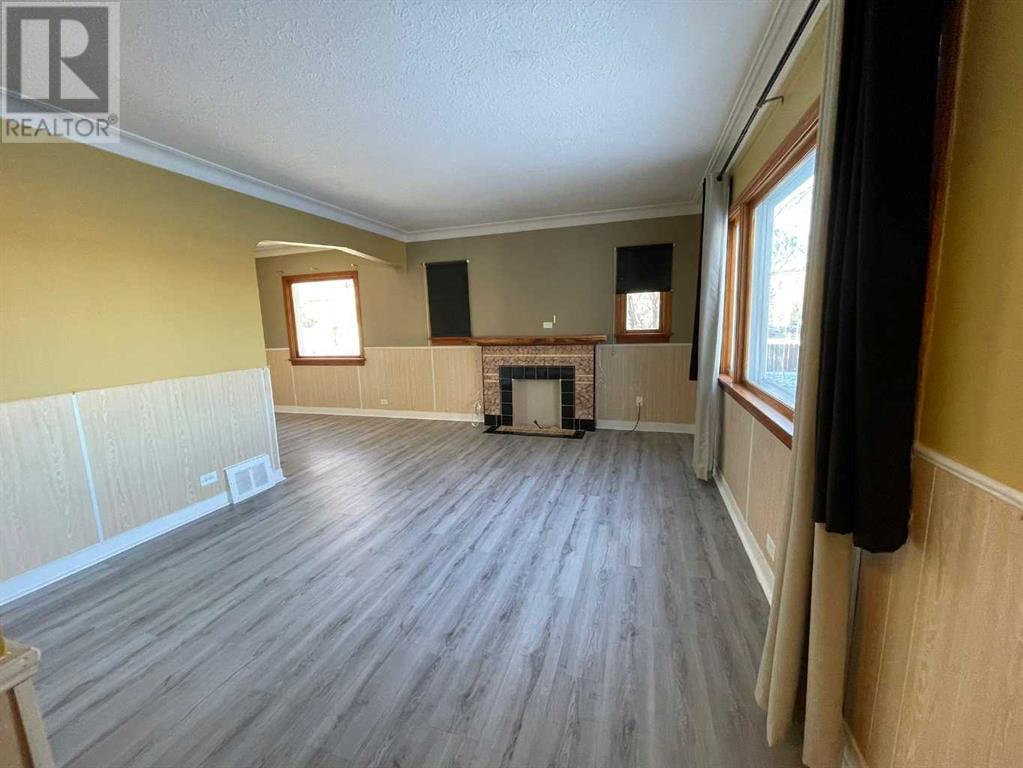 405 15 Avenue Ne, Calgary, Alberta  T2E 1H5 - Photo 8 - A2189662