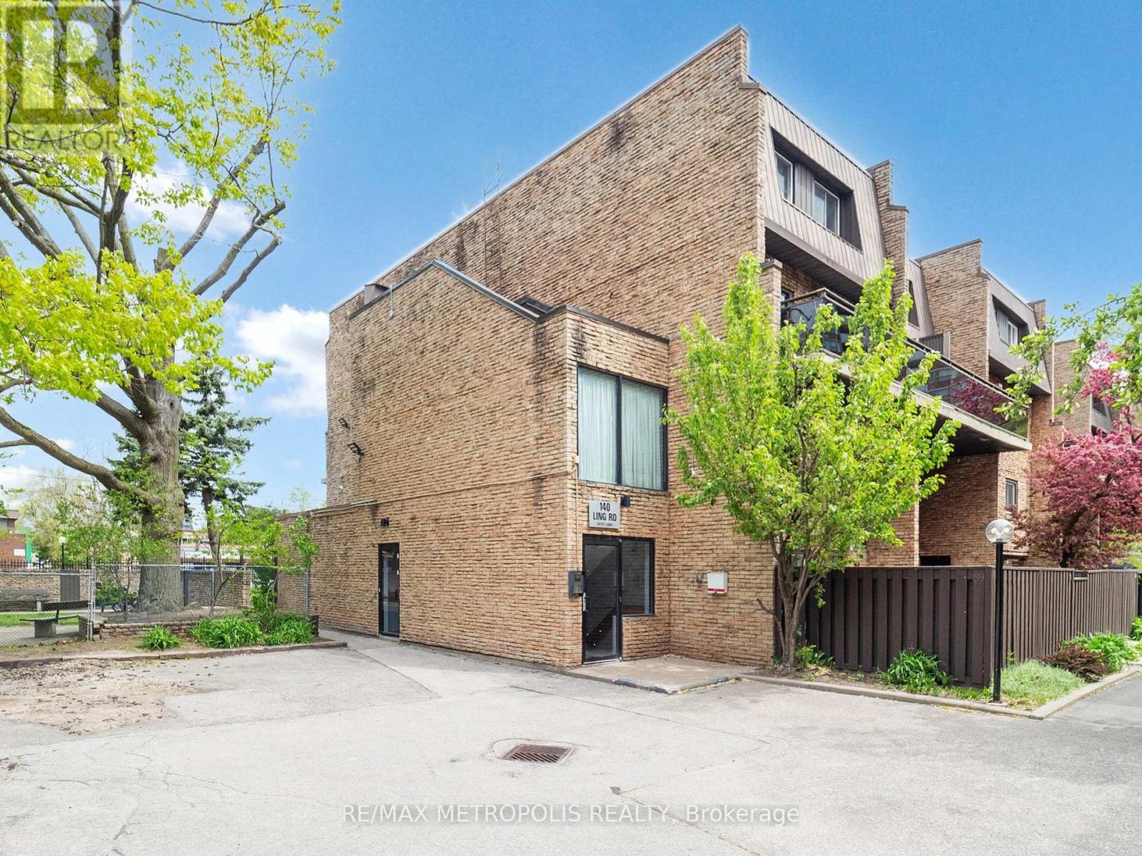 Property at 104 - 140 LING ROAD image 1