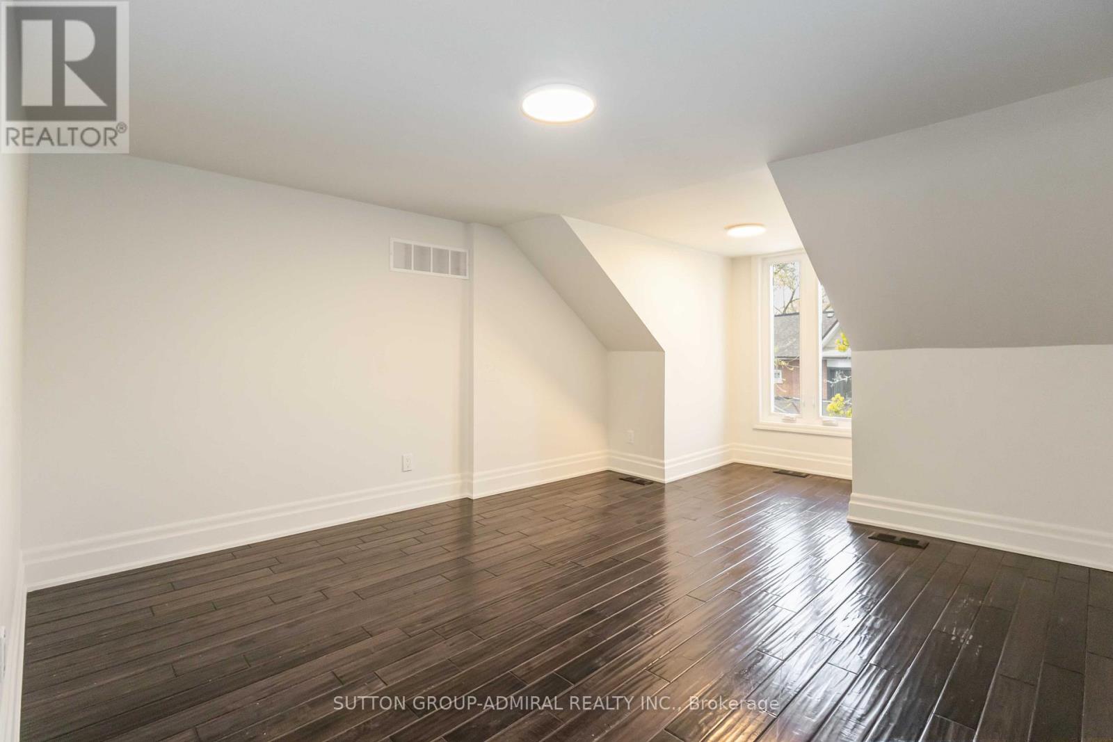 235 Bain Avenue, Toronto, Ontario  M4K 1G2 - Photo 22 - E12173947