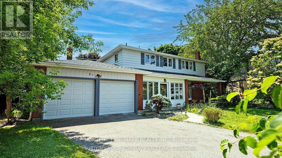 21 Glamis Place, Markham, Ontario  L3T 3G7 - Photo 1 - N12173861