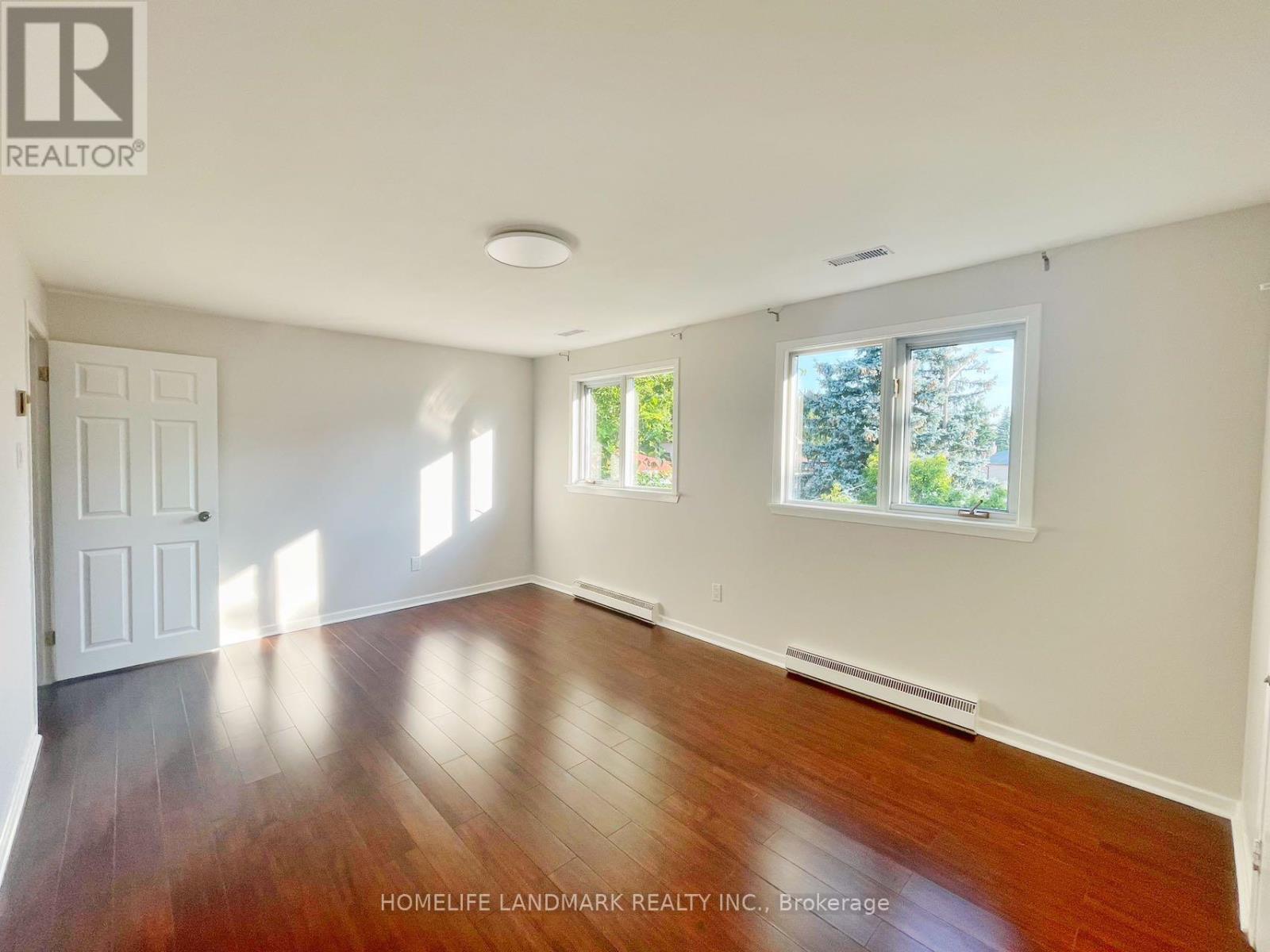 21 Glamis Place, Markham, Ontario  L3T 3G7 - Photo 9 - N12173861