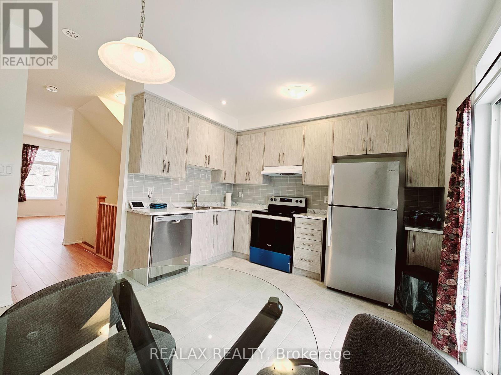 103 Carneros Way, Markham, Ontario  L6B 1R2 - Photo 4 - N11988524