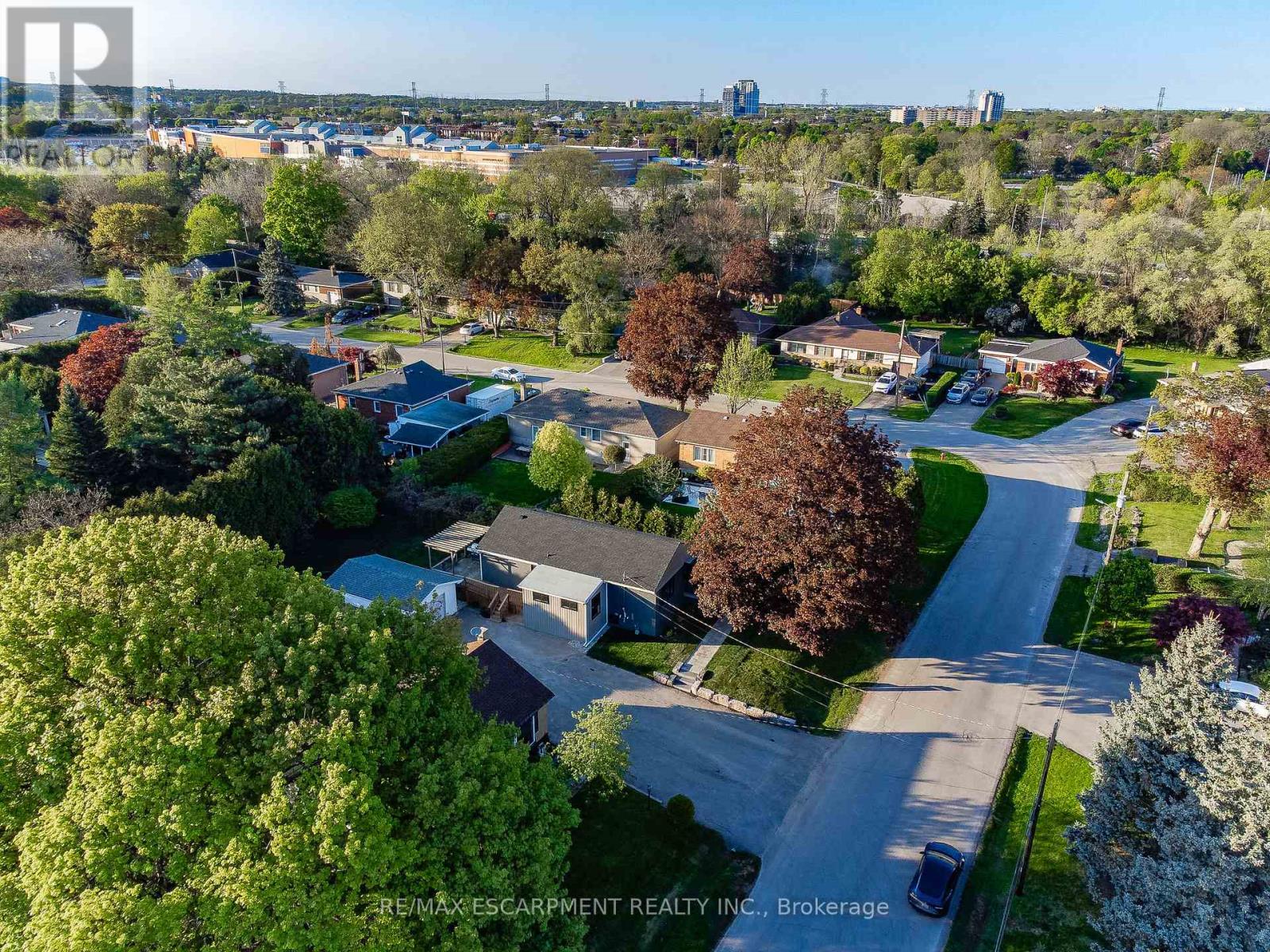 Property at 1041 SHEPHERD'S DRIVE image 3