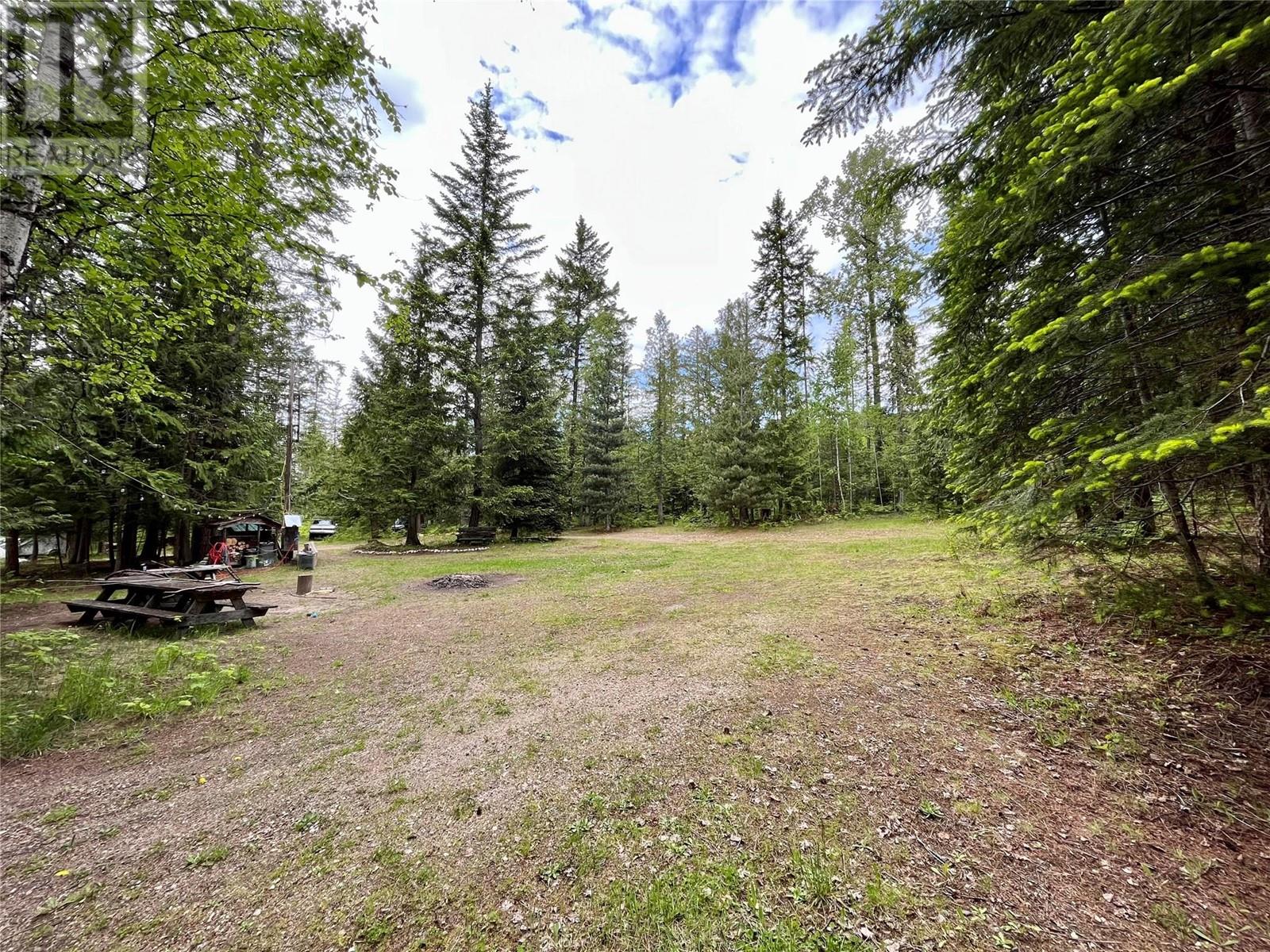 740 Highway 6 S, Nakusp, BC V0G1R0