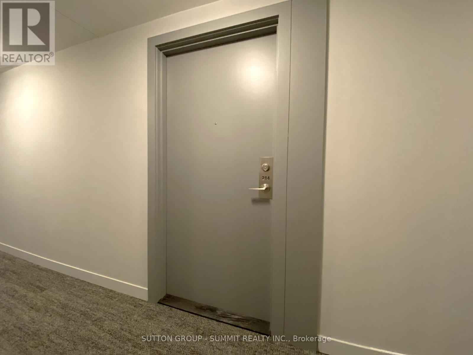 214 - 859 The Queensway, Toronto (Stonegate-Queensway), Ontario  M8Z 1N8 - Photo 2 - W12173853