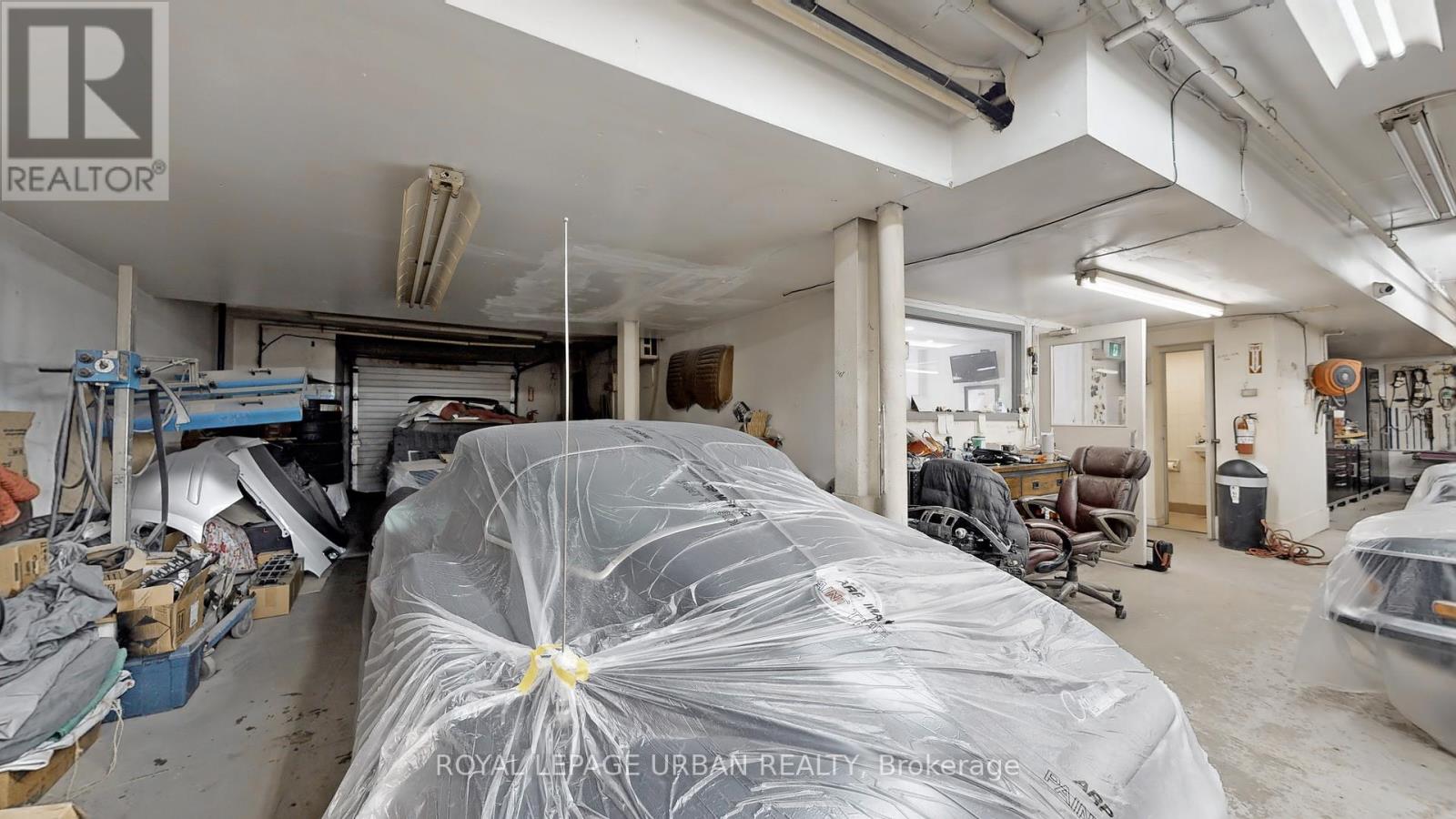 18 - 2 Rosemount Avenue, Toronto, Ontario  M9N 3B3 - Photo 21 - W12173871