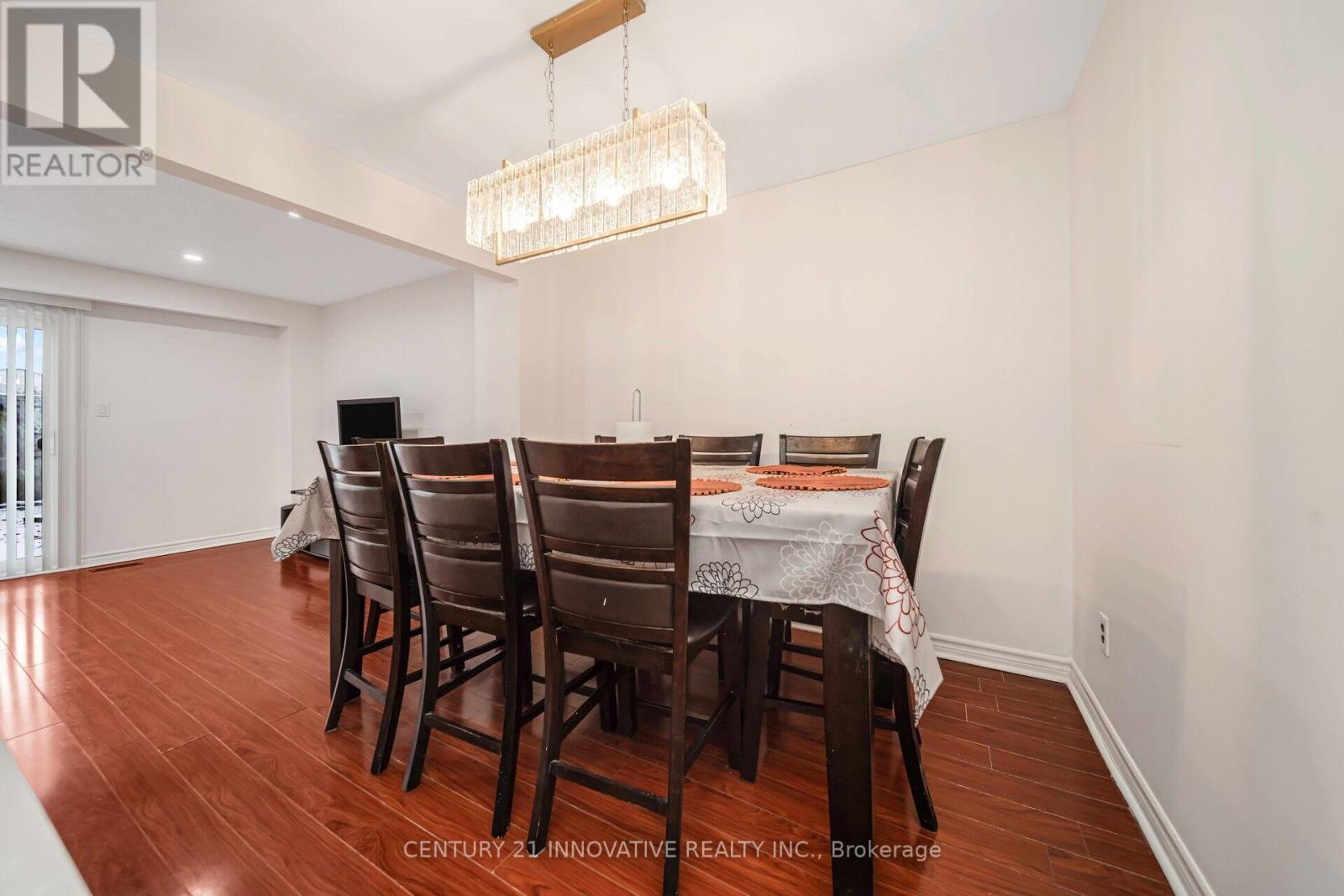 5 - 3175 Kirwin Avenue, Mississauga, Ontario  L5A 3M4 - Photo 9 - W12173909