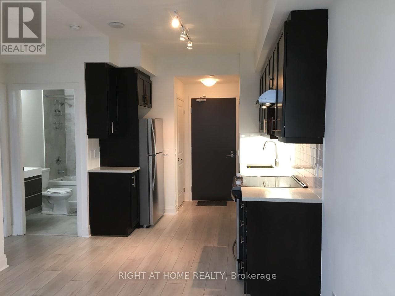 1702 - 17 Zorra Street, Toronto, Ontario  M8Z 4Z6 - Photo 8 - W12173913