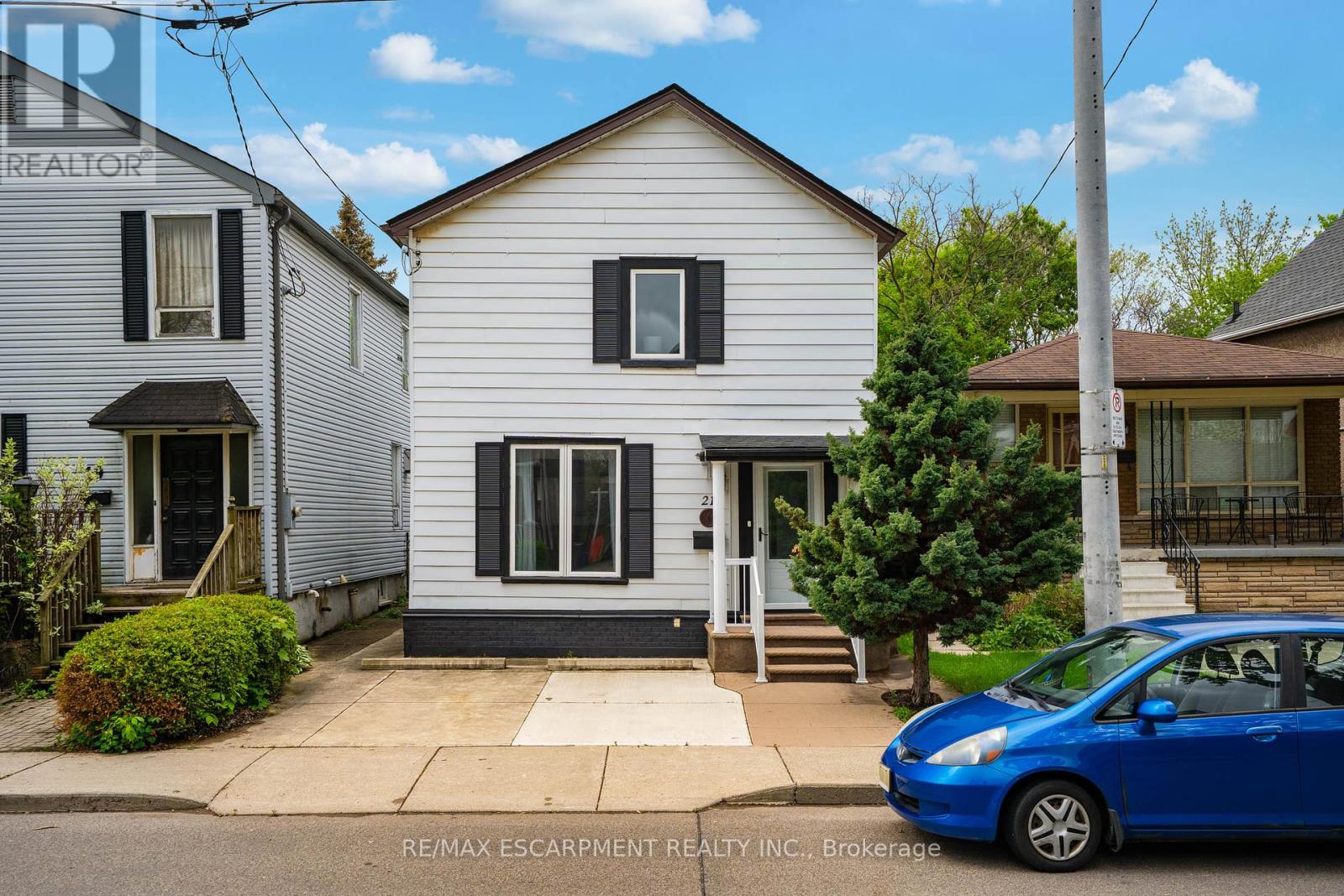 21 Chatham Street, Hamilton (Kirkendall), Ontario  L8P 2B3 - Photo 1 - X12007451