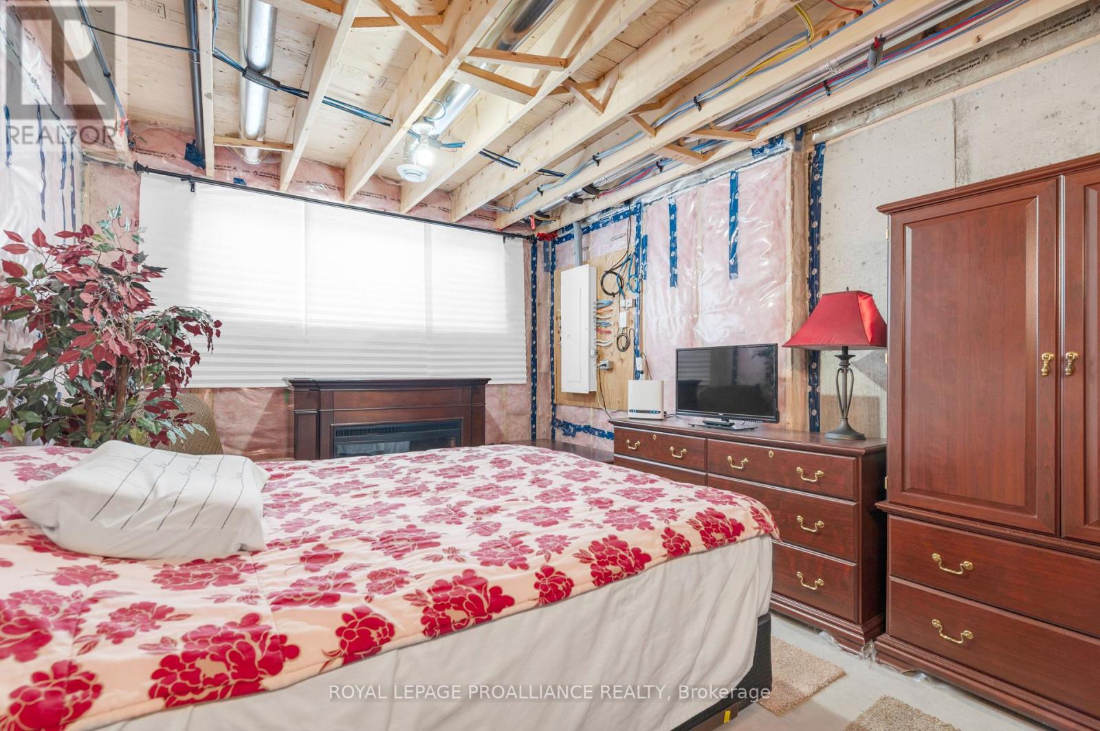 47 Athabaska Drive, Belleville, Ontario  K8N 0T1 - Photo 23 - X12173996