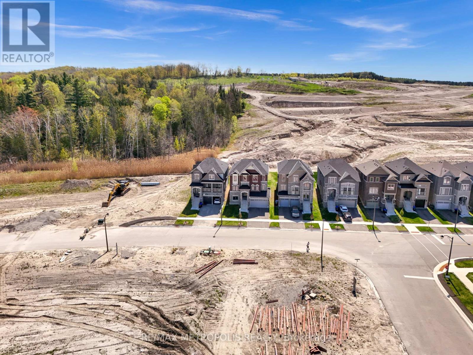147 Kennedy Boulevard, New Tecumseth, Ontario  L9R 0W1 - Photo 40 - N12086466