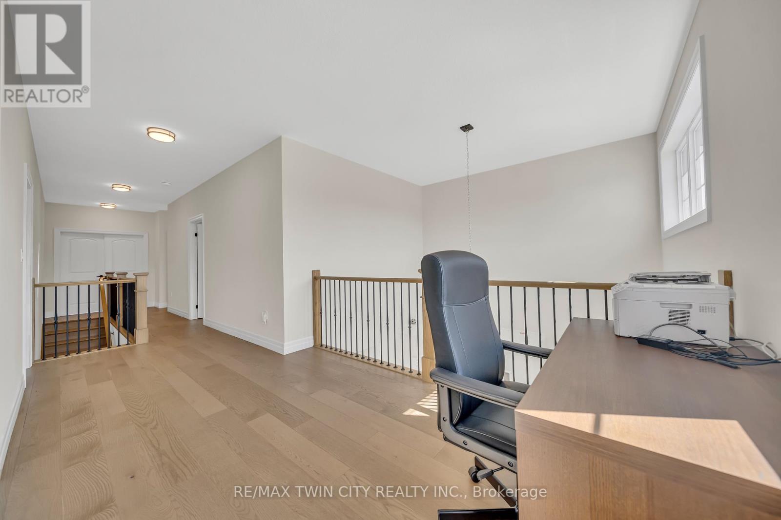184 Otterbein Road, Kitchener, Ontario  N2B 0A8 - Photo 26 - X12173886