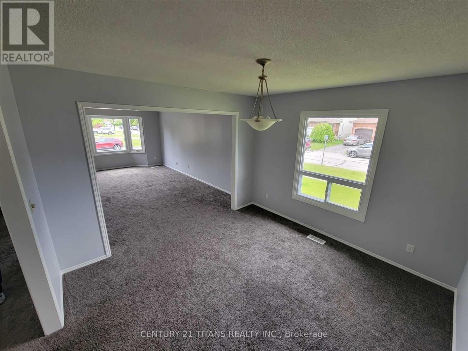 920 Heenan Street, Cobourg, Ontario  K9A 5H1 - Photo 4 - X12173914