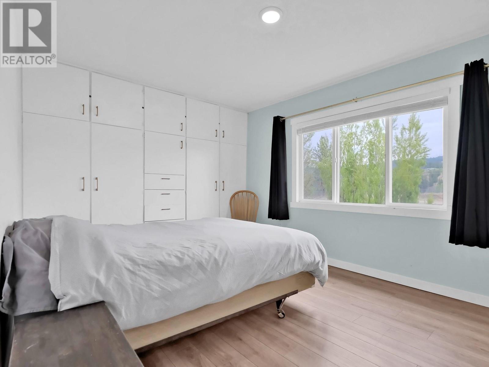 290 Vernon Avenue, Princeton, BC V0X1W0