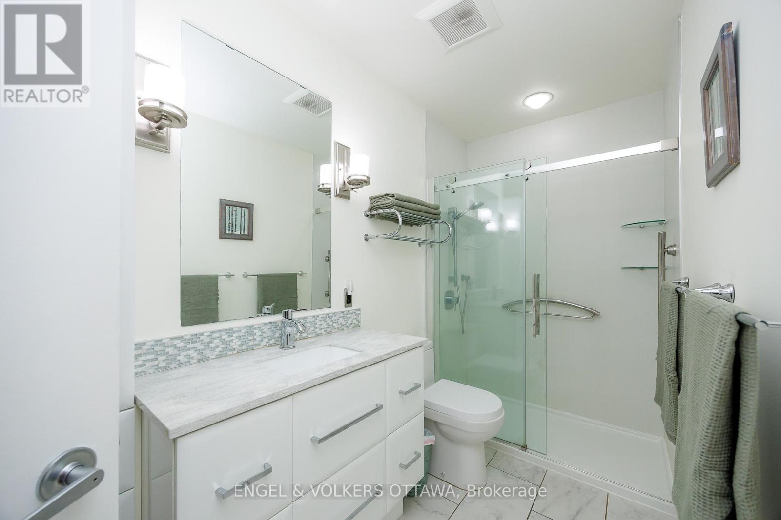 203 - 375 Lisgar Street, Ottawa, Ontario  K2P 0E3 - Photo 24 - X12163589