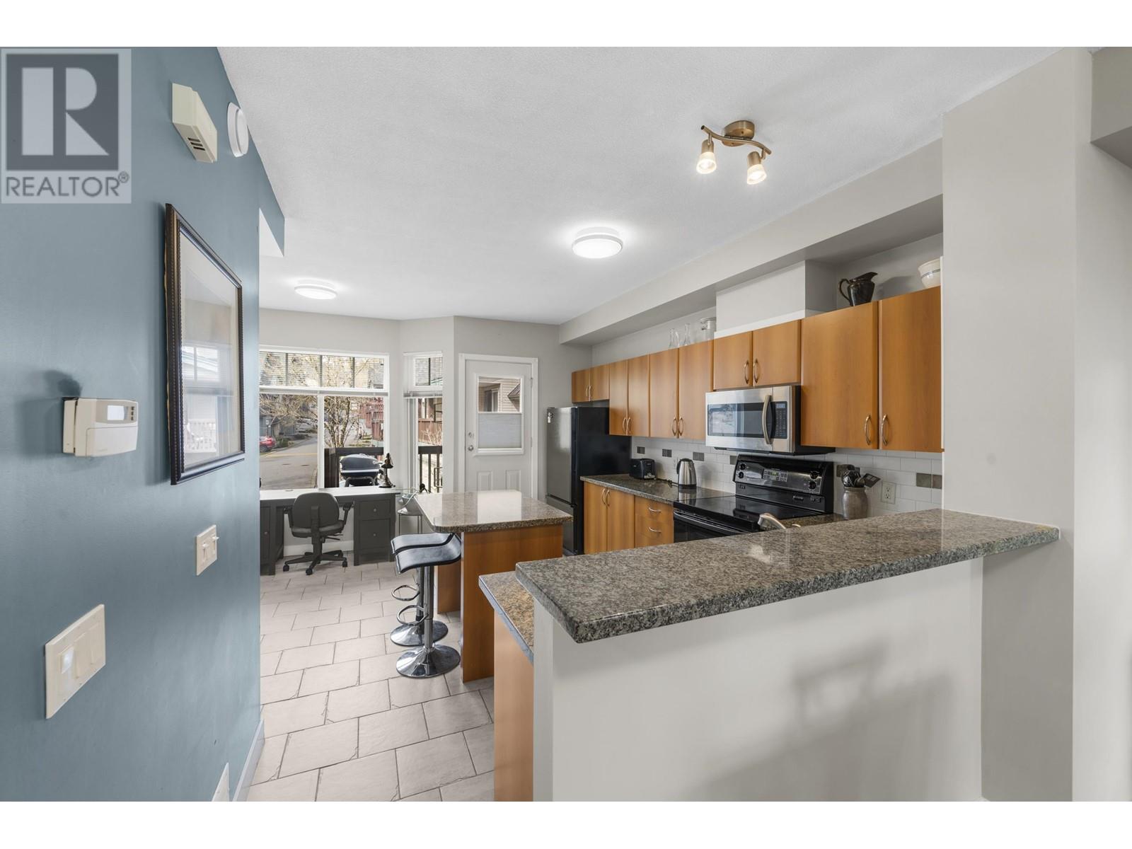 4 50 Panorama Place, Port Moody, British Columbia  V3H 5H5 - Photo 11 - R3006922