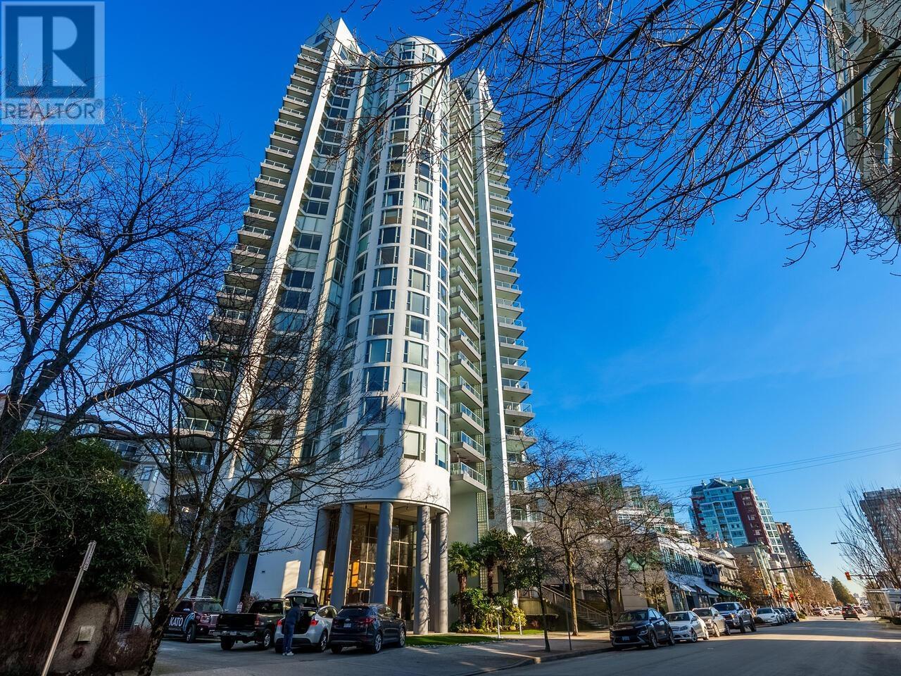2203 120 W 2ND STREET, North Vancouver, British Columbia