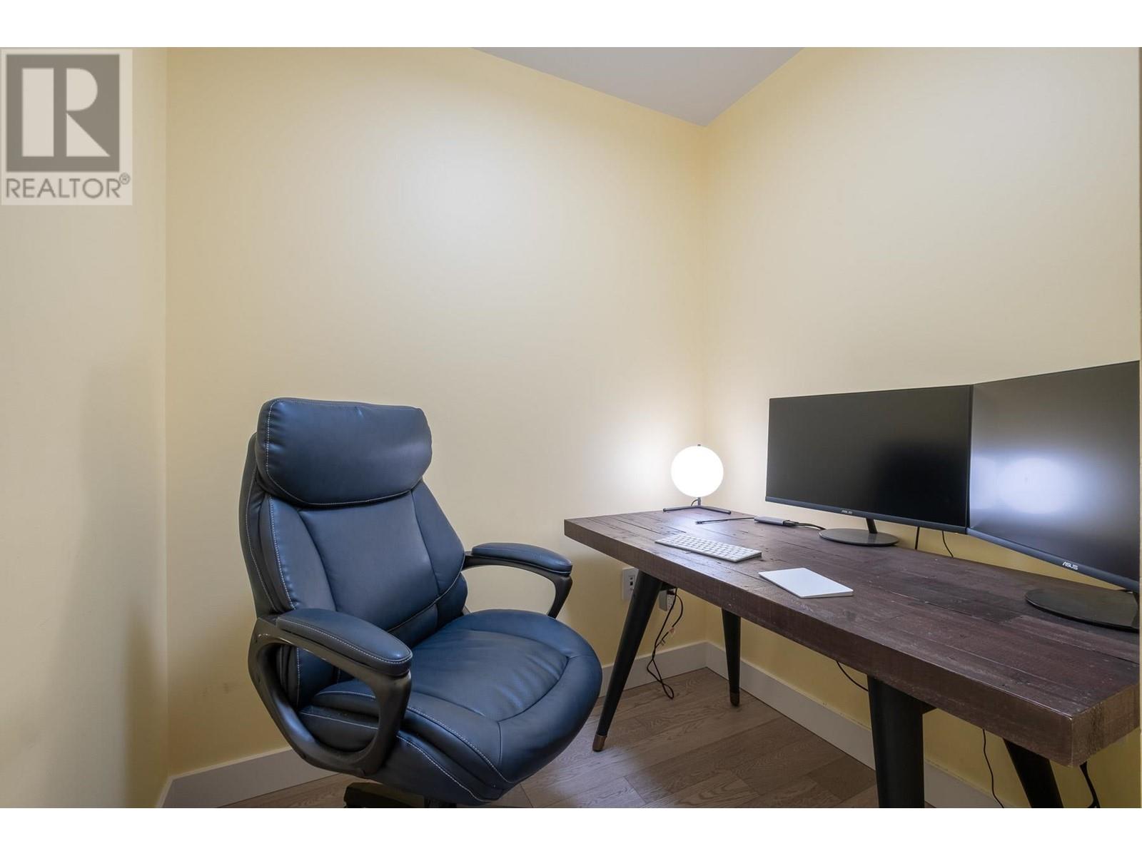 222 3220 Connaught Crescent, North Vancouver, British Columbia  V7R 0A5 - Photo 13 - R3006953