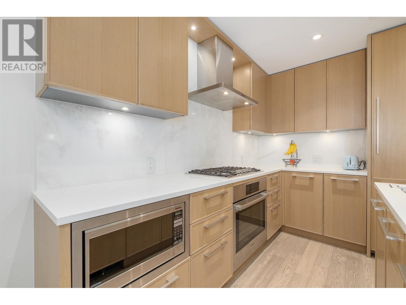 222 3220 Connaught Crescent, North Vancouver, British Columbia  V7R 0A5 - Photo 4 - R3006953