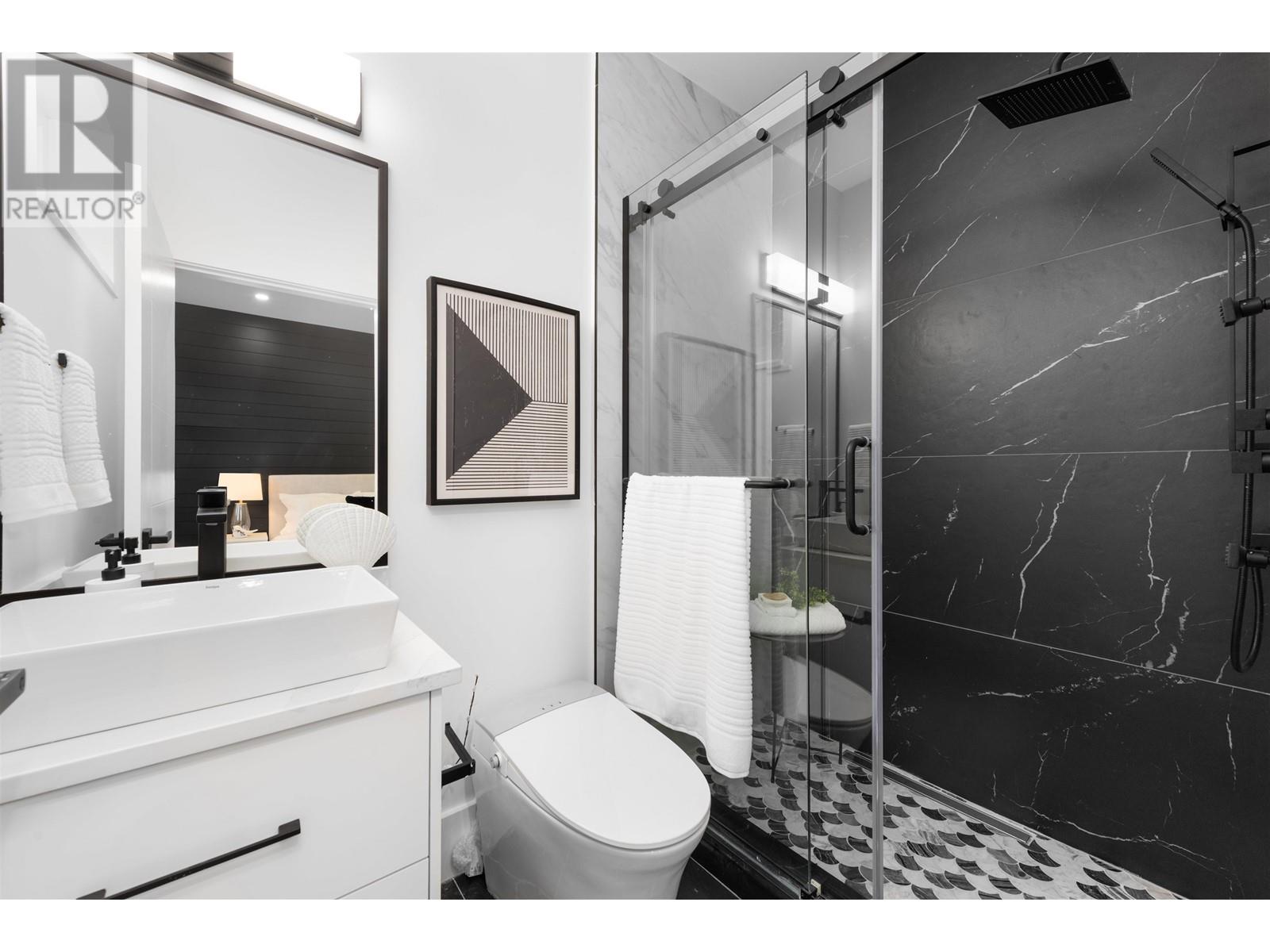670 E 64 Avenue, Vancouver, British Columbia  V5X 2N2 - Photo 23 - R3007000