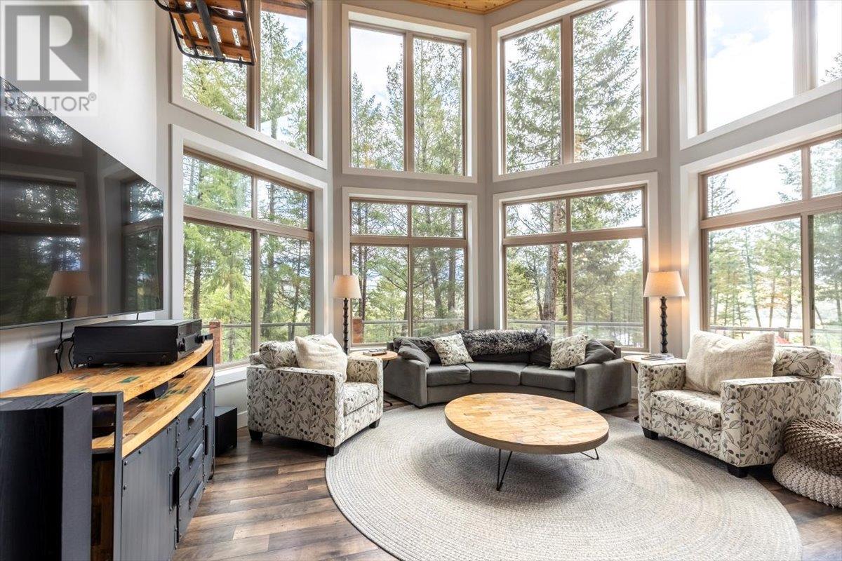 9942 Osprey Landing Drive, Wardner, British Columbia  V0B 2J0 - Photo 14 - 10349340