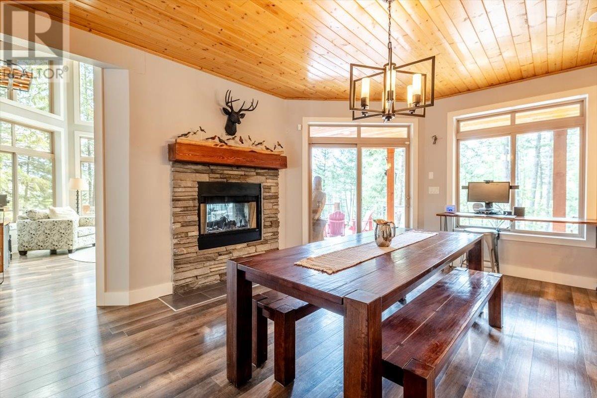 9942 Osprey Landing Drive, Wardner, British Columbia  V0B 2J0 - Photo 23 - 10349340