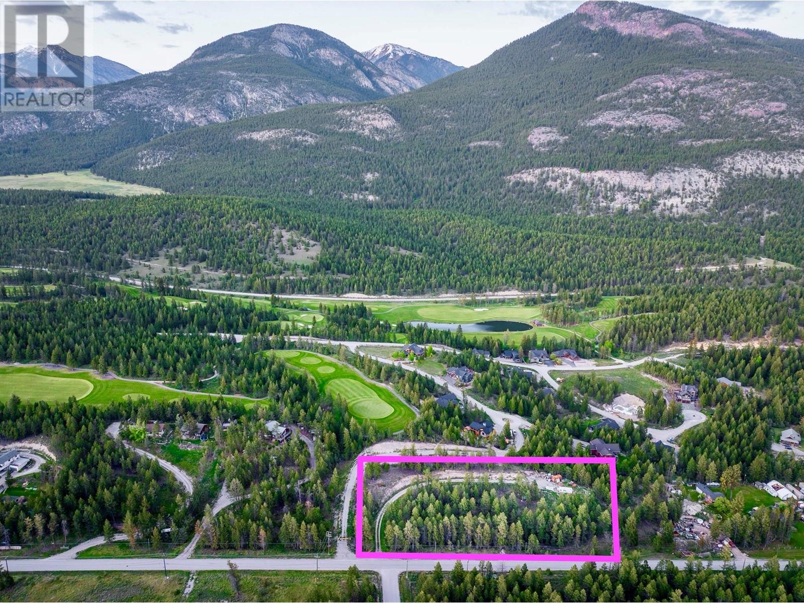 3 Swansea Road, Invermere, British Columbia  V0B 2L0 - Photo 1 - 10349245