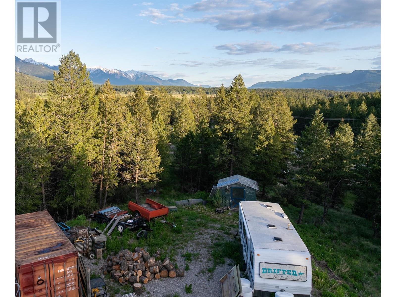 3 Swansea Road, Invermere, British Columbia  V0B 2L0 - Photo 10 - 10349245