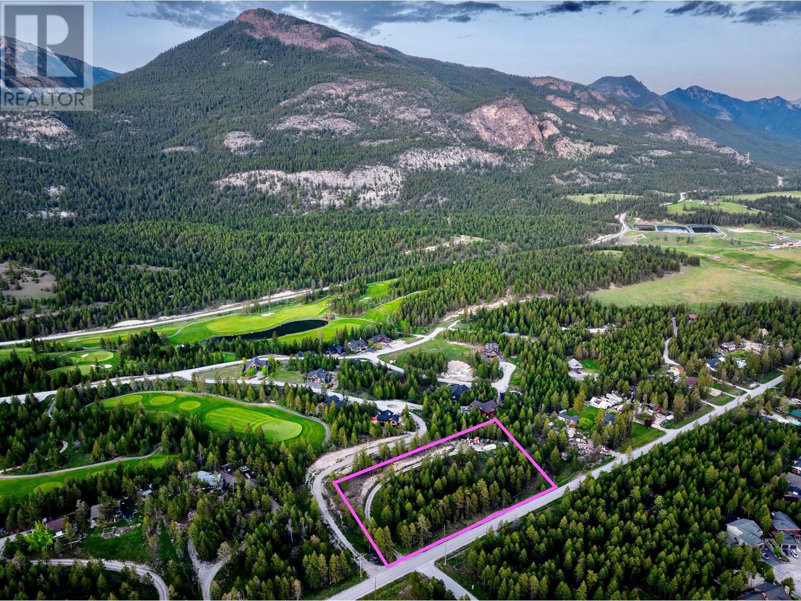 3 Swansea Road, Invermere, British Columbia  V0B 2L0 - Photo 3 - 10349245
